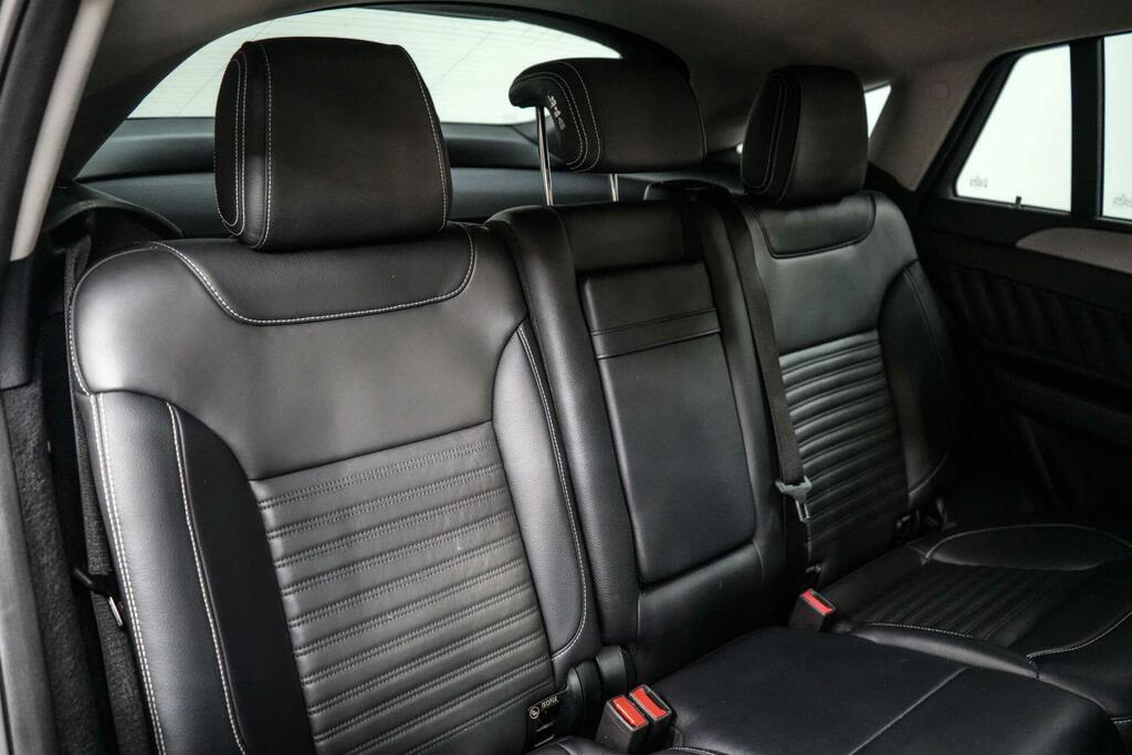 Mercedes-Benz GLE Class Gle 250 D 4Matic Amg Line Premium Red #20