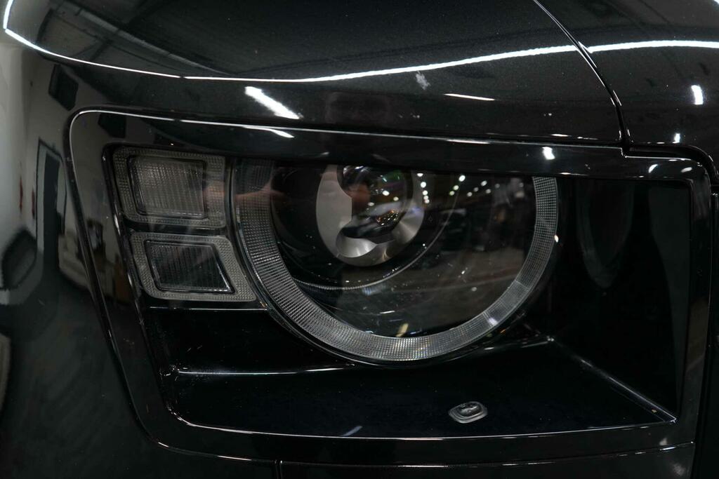 Land Rover Defender 90 X Black #5
