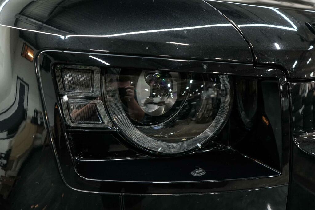 Land Rover Defender 110 X-dynamic Hse Black #6
