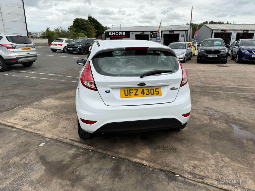 Ford Fiesta 1.25 82 Zetec White #6