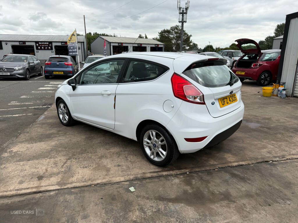 Ford Fiesta 1.25 82 Zetec White #5