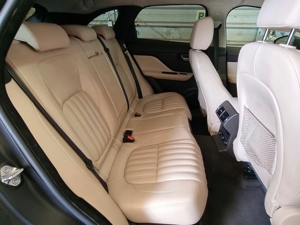 Jaguar F-Pace 2.0 D180 Portfolio Suv Awd Euro 6 WA69WUK White #5