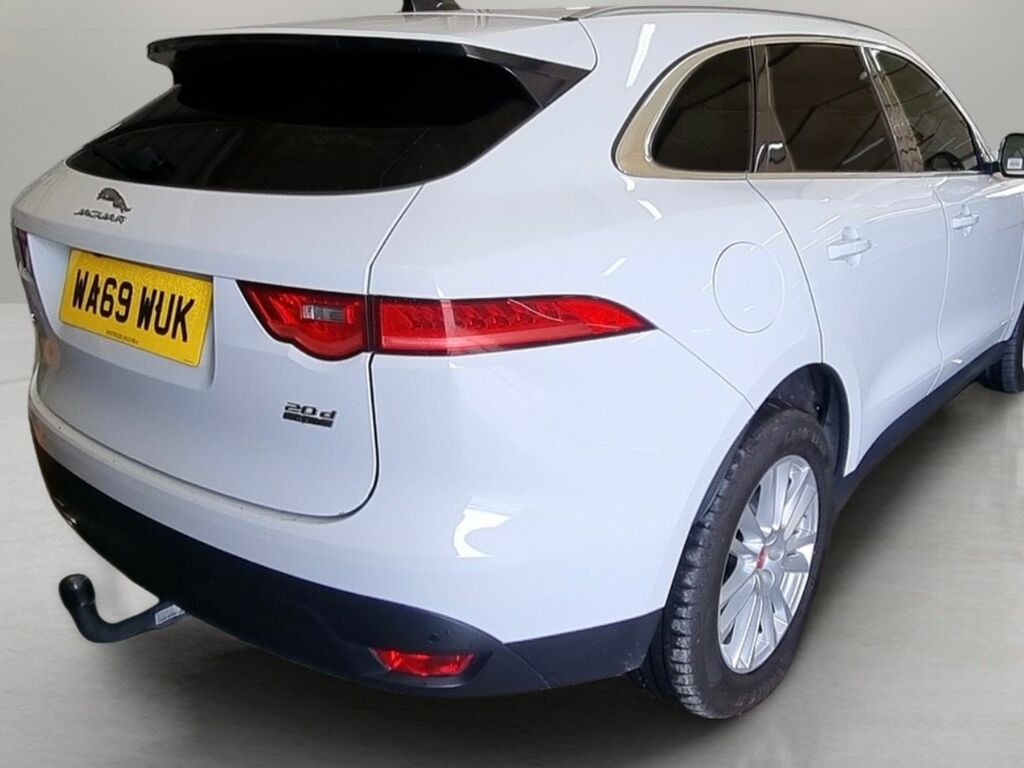Jaguar F-Pace 2.0 D180 Portfolio Suv Awd Euro 6 WA69WUK White #4