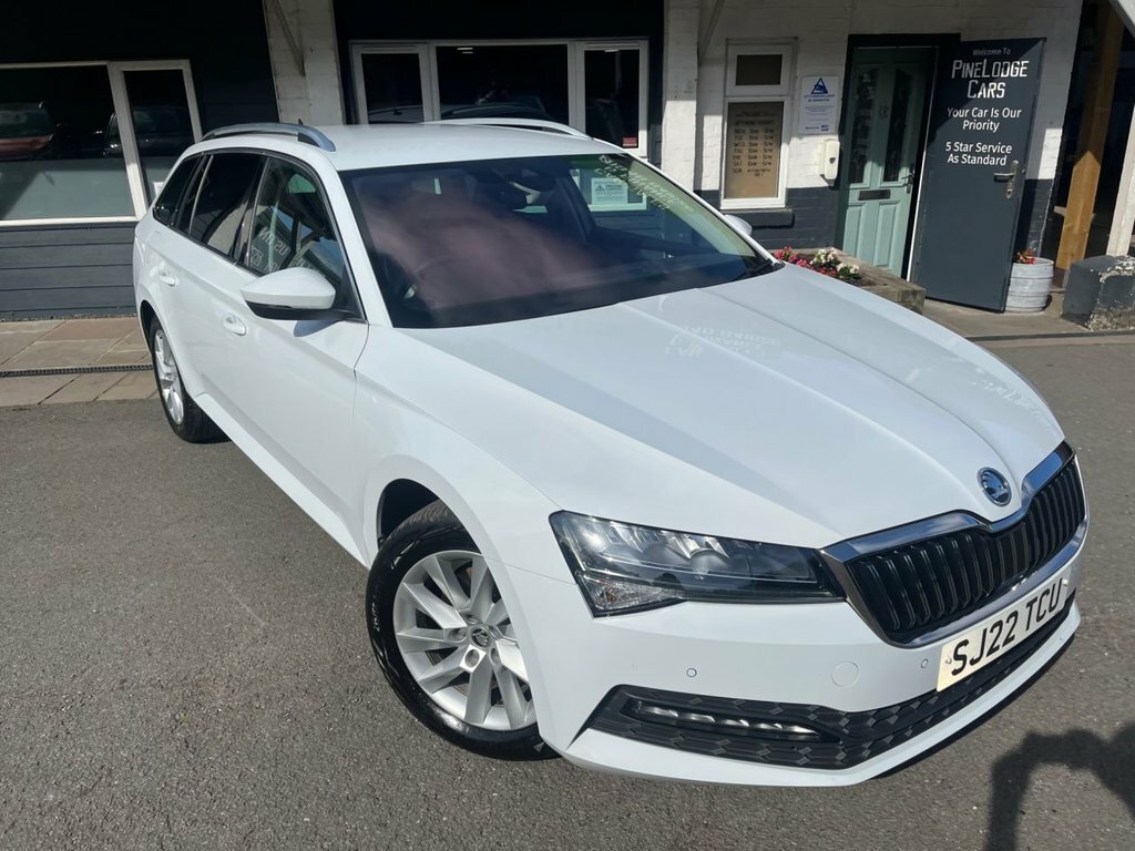 Skoda Superb 2L Se Technology White #6