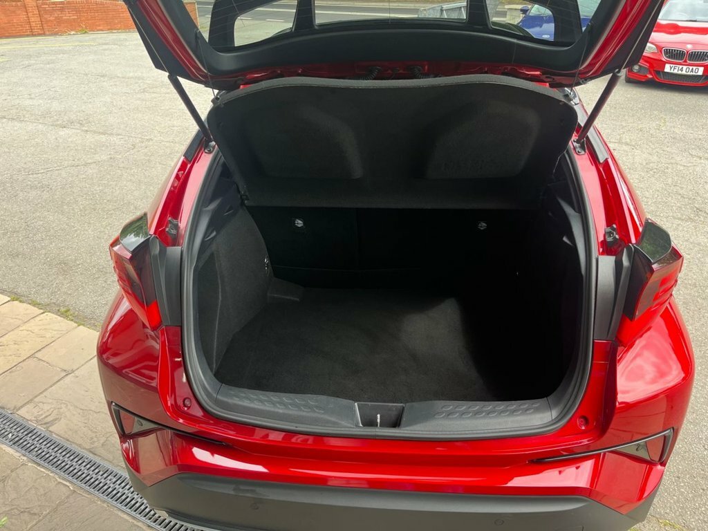 Toyota C-Hr 1.8L Gr Sport DS72HJF Red #4