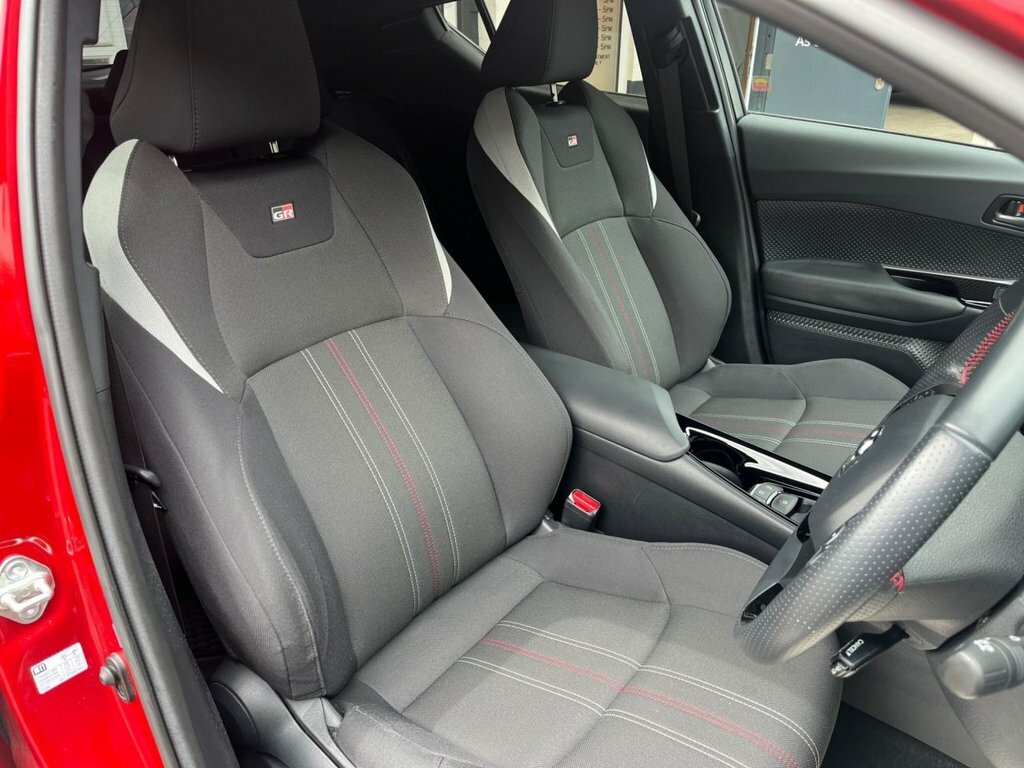 Toyota C-Hr 1.8L Gr Sport DS72HJF Red #3