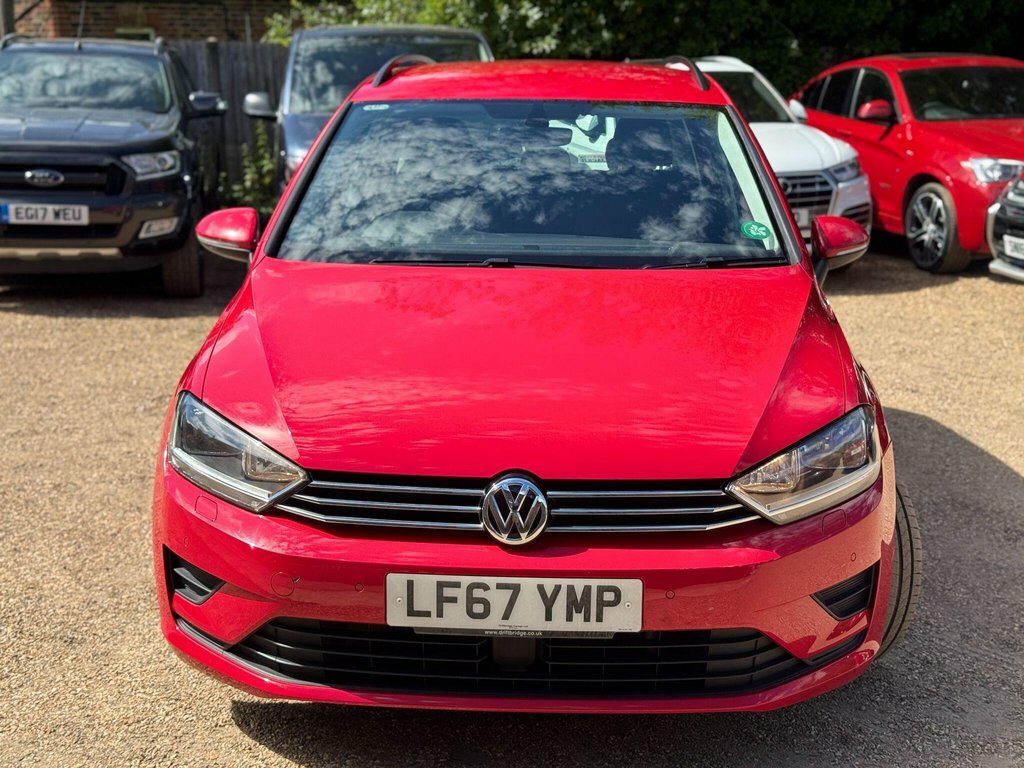 Volkswagen Golf SV 1.4L Se Red #2