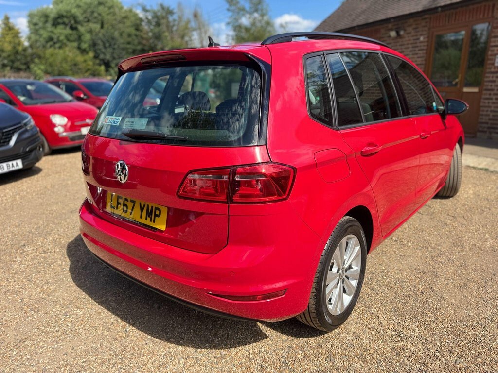 Volkswagen Golf SV 1.4L Se Red #6