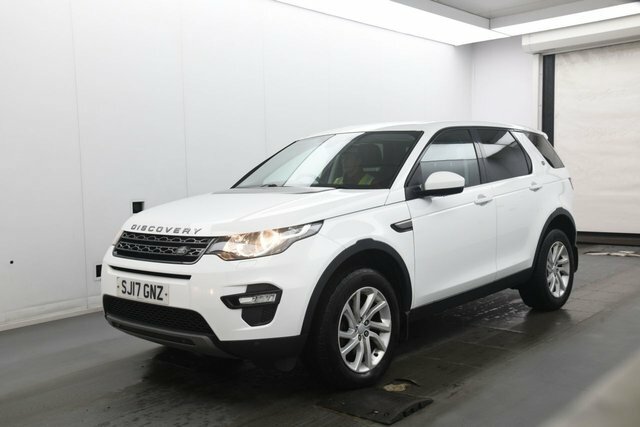 Land Rover Discovery Sport Td4 Se Tech Suv White #2