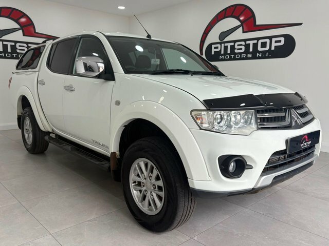Mitsubishi L200 Di-d Trojan Pickup Double White #3