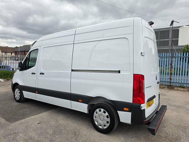 Mercedes-Benz Sprinter 2.1 314 Cdi Premium L2 H2 143 Bhp Euro 6 White #3