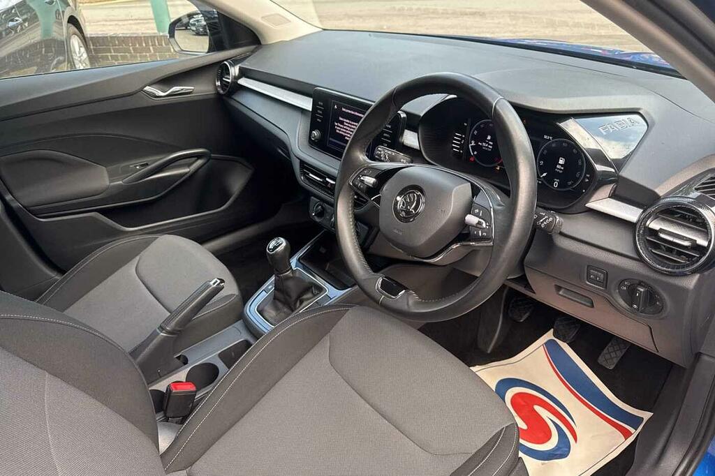Skoda Fabia 1.0 Mpi 80 Colour Edition WR23XMP Blue #6