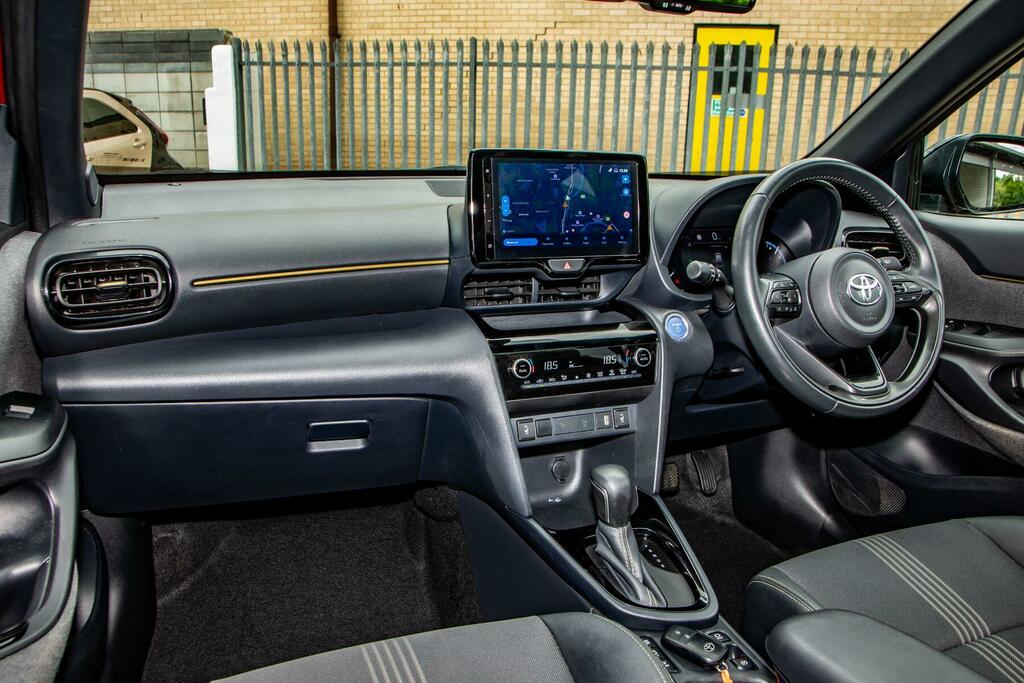 Toyota Yaris Cross Excel Silver #12