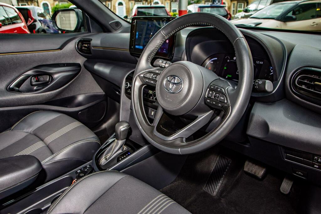 Toyota Yaris Cross Excel Silver #26