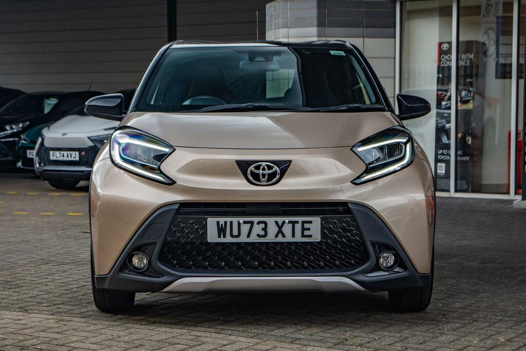 Toyota Aygo X 1.0 Vvt-i Exclusive Euro 6 Ss WU73XTE Brown #4