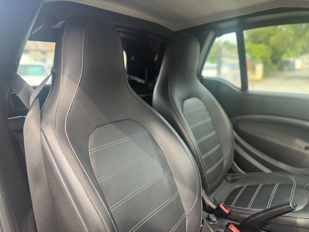 Smart Fortwo 0.9 Turbo Prime Premium 2019 Black #34