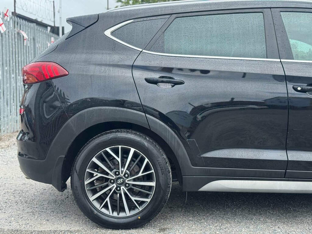 Hyundai Tucson 1.6 Tucson Premium Crdi 2Wd Black #4
