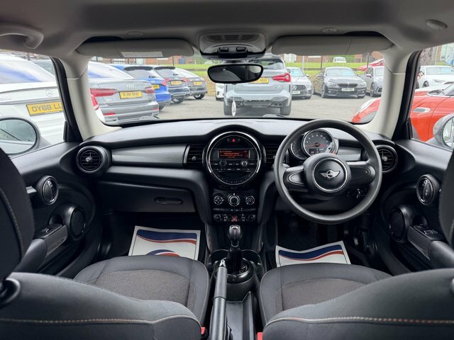 Mini Hatch 1.5 Cooper D Hatchback PJ18UXB Grey #6