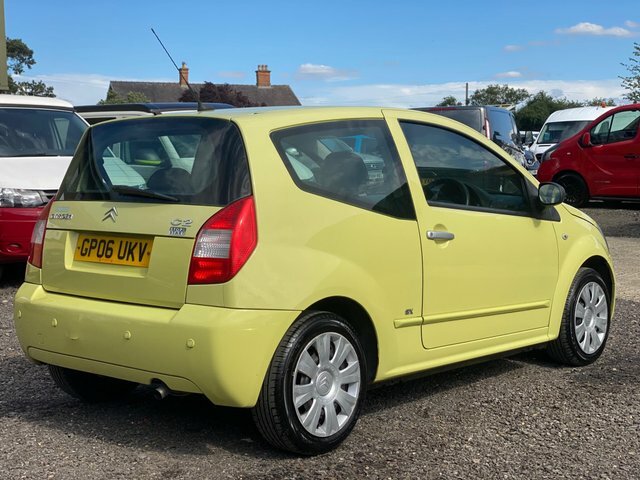 Citroen C2 1.4I 16V Sensodrive S S Yellow #4