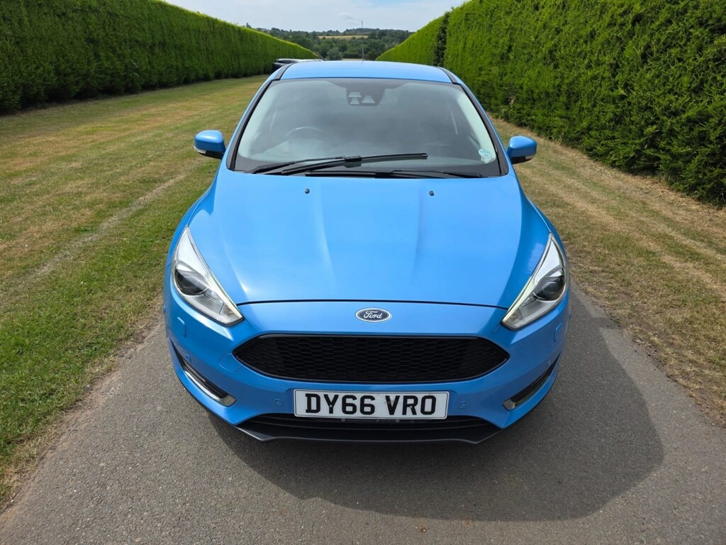 Ford Focus 2.0 Tdci Titanium X Black #2
