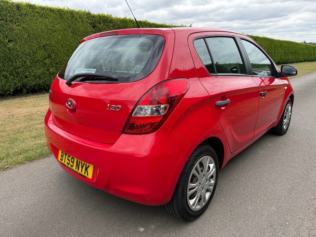 Hyundai I20 Hatchback 1.4 Comfort Euro 5 201060 Red #7