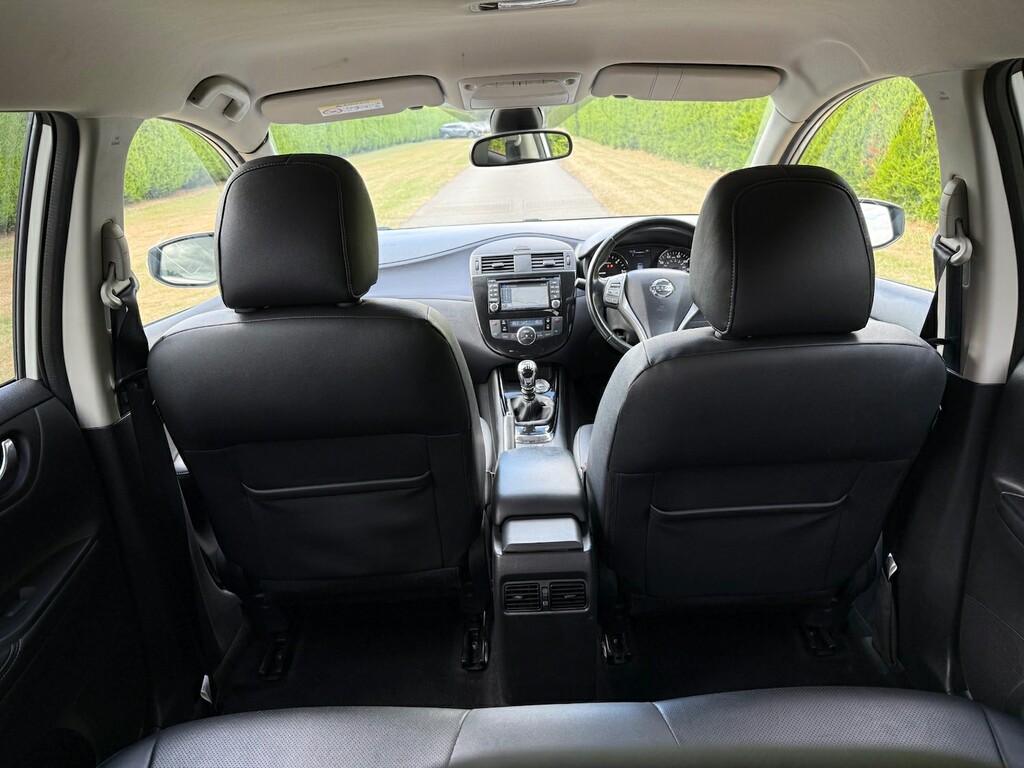 Nissan Pulsar 1.2 Dig-t Acenta Hatchback Red #12
