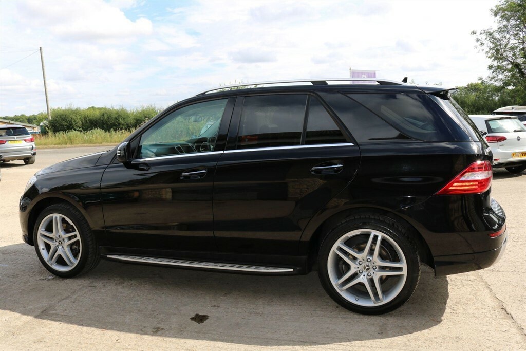 Mercedes-Benz M Class 3.0 Ml350 V6 Bluetec Se Executive G-tronic 4Wd E Grey #12