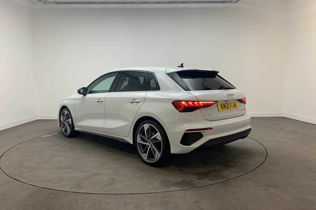 Audi A3 Edition 1 35 Tfsi 150 Ps S Tronic White #3