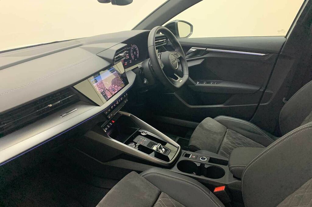 Audi A3 Edition 1 35 Tfsi 150 Ps S Tronic White #2