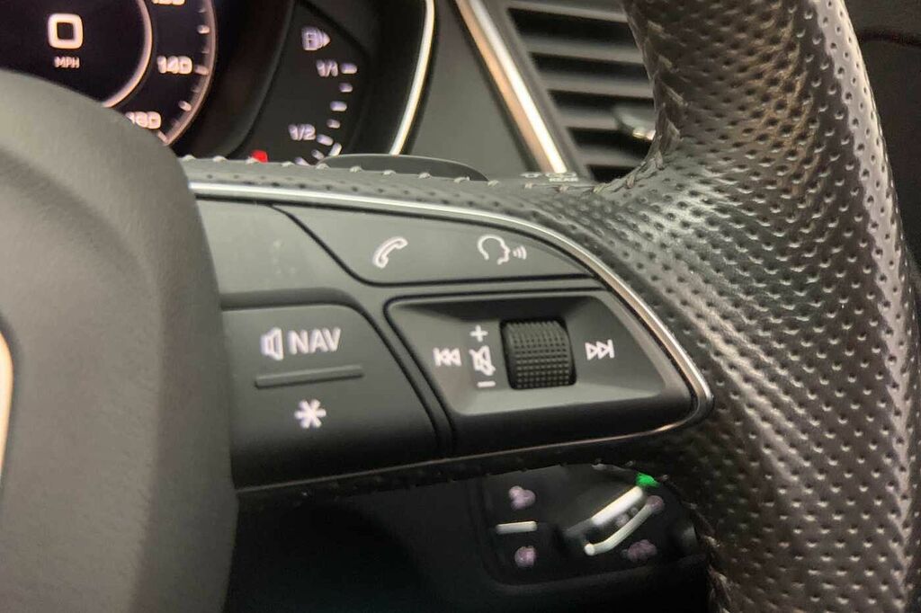 Audi Q5 45 Tfsi Quattro S Line Black Edition S Tronic White #25