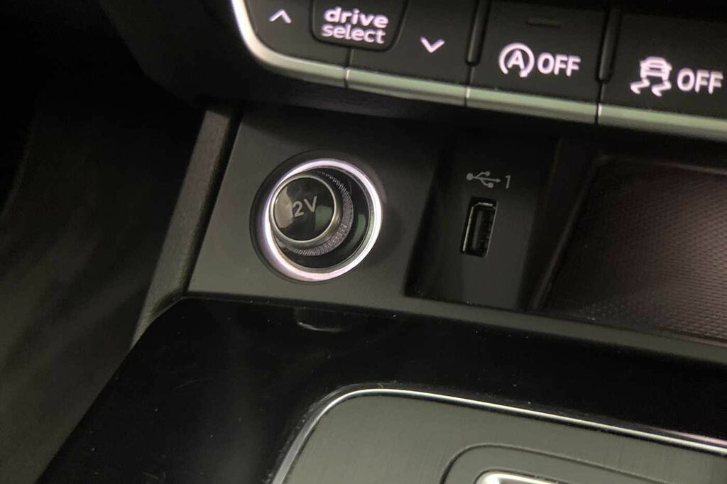 Audi Q5 45 Tfsi Quattro S Line Black Edition S Tronic White #21