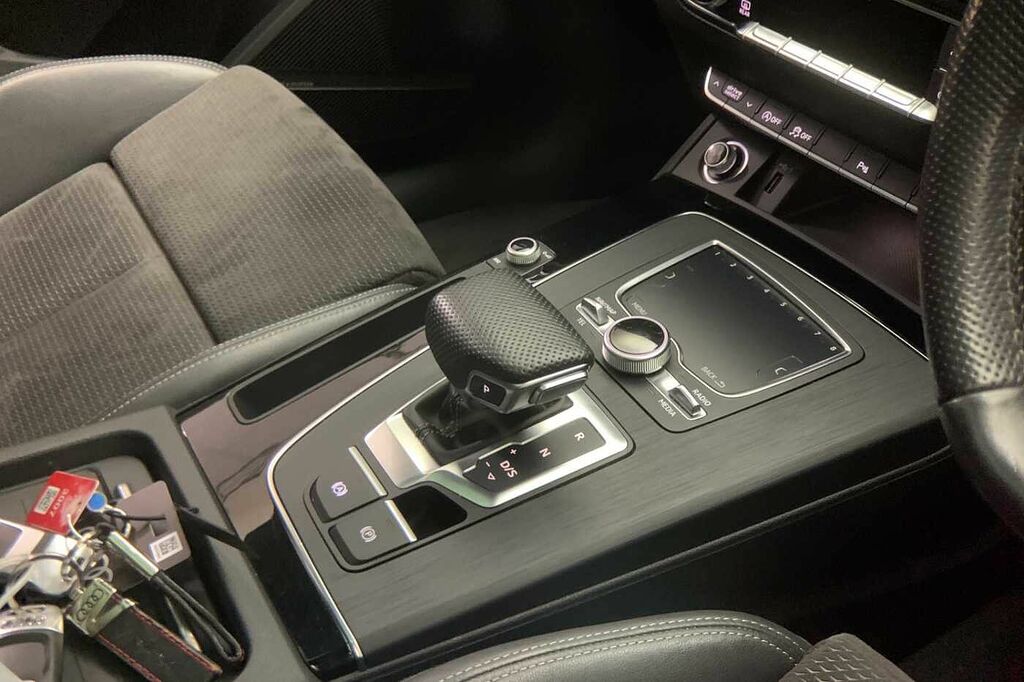 Audi Q5 45 Tfsi Quattro S Line Black Edition S Tronic White #8