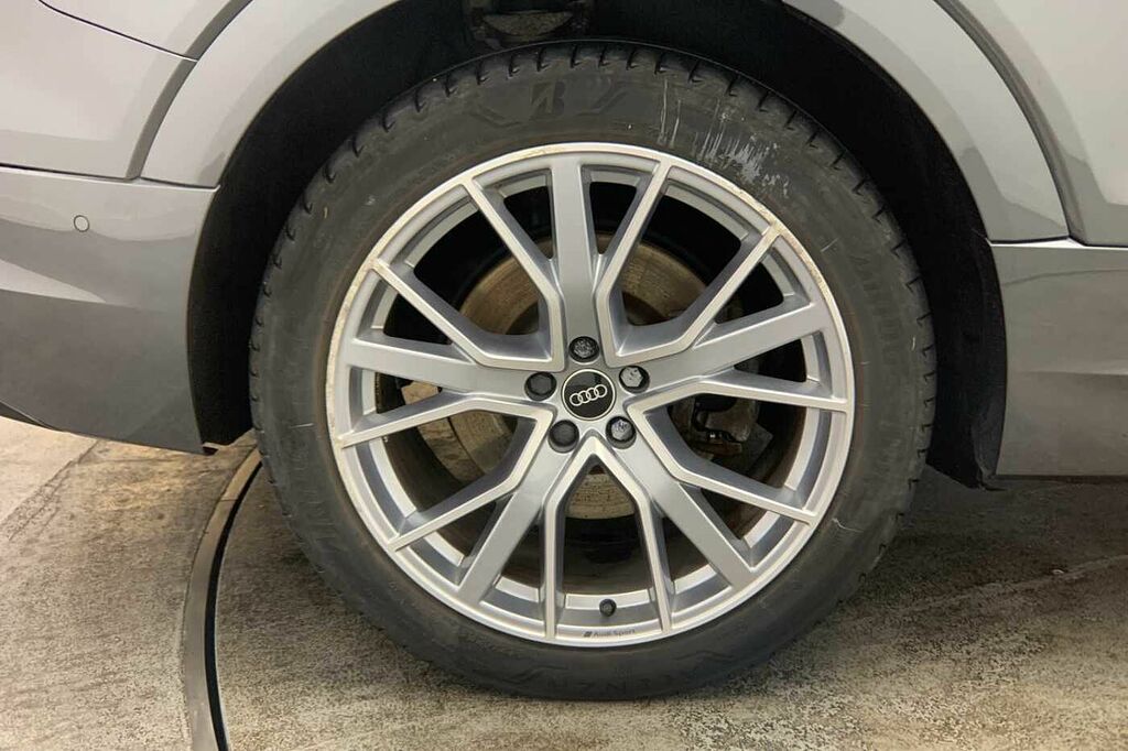 Audi E-tron Black Edition 55 Quattro 300,00 Kw Grey #5