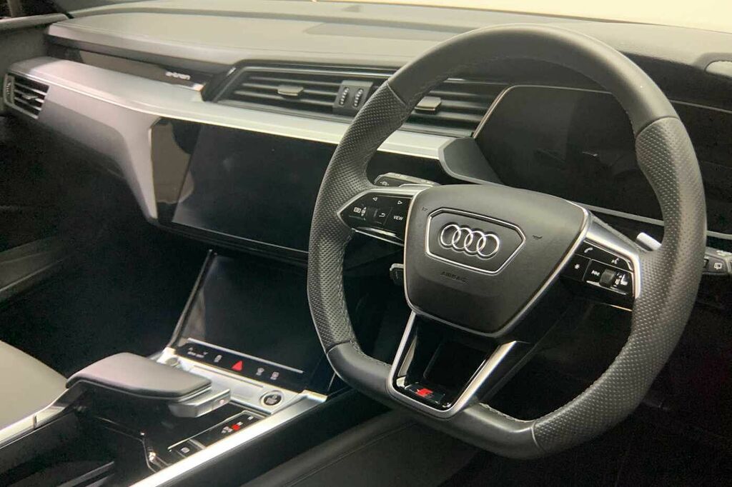 Audi E-tron Black Edition 55 Quattro 300,00 Kw Grey #6