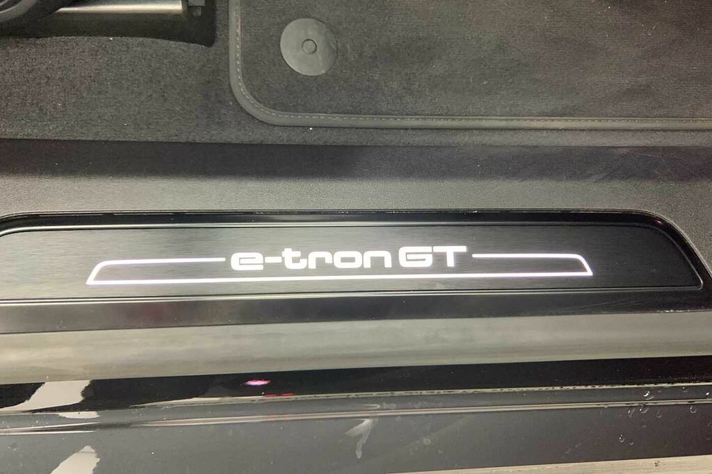 Audi E Tron GT 390Kw Quattro 93Kwh Black #13