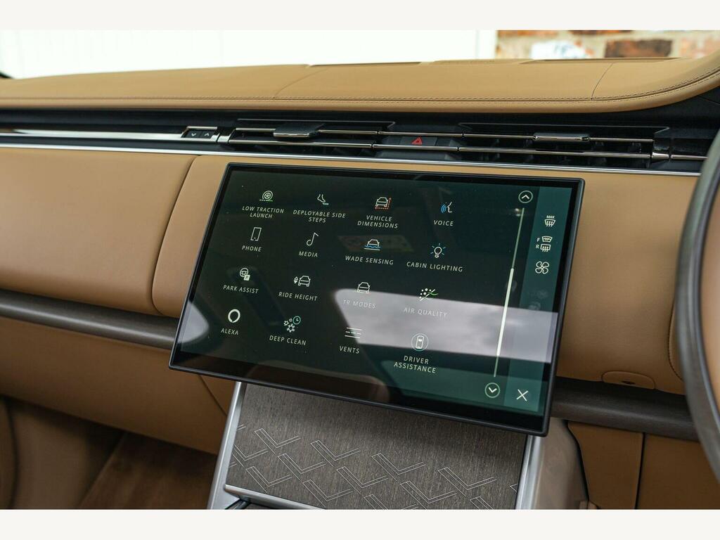 Land Rover Range Rover 2 L Rover Westminster Black P400e 4Wd #52
