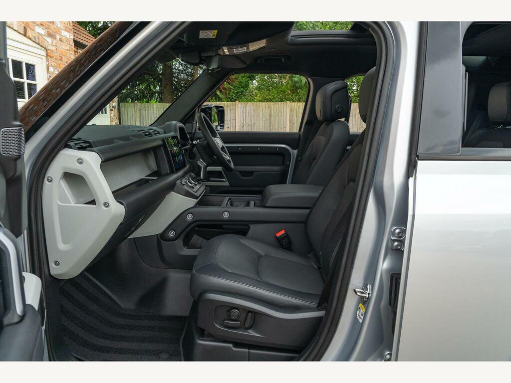 Land Rover Defender 110 3.0 D250 Hard Top Hse  #29