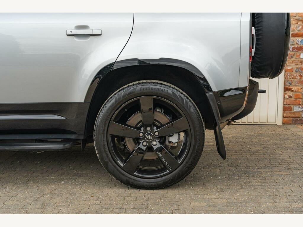 Land Rover Defender 110 3.0 D250 Hard Top Hse  #12