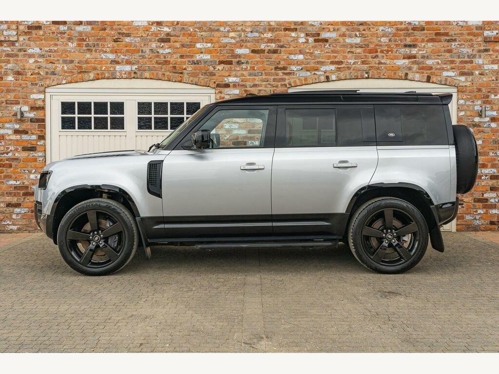Land Rover Defender 110 3.0 D250 Hard Top Hse  #9