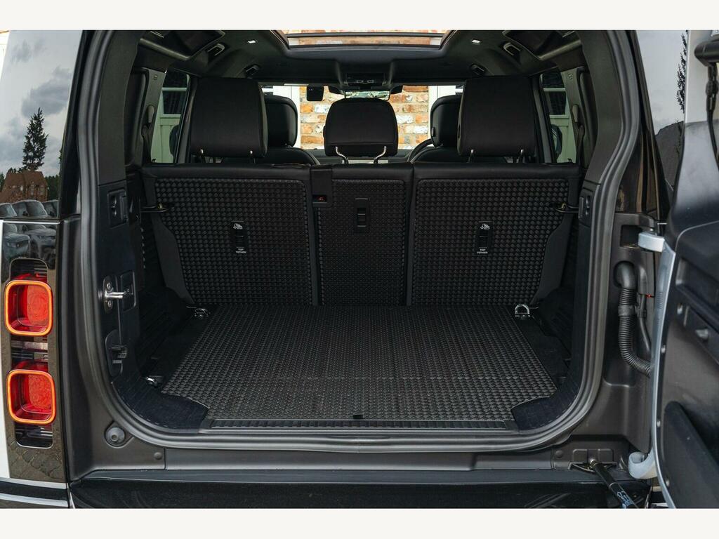 Land Rover Defender 110 3.0 D250 Hard Top Hse  #14