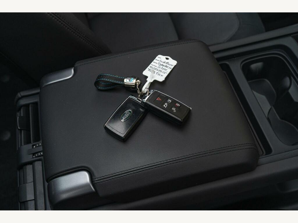 Land Rover Defender 110 3.0 D250 Hard Top Hse  #50