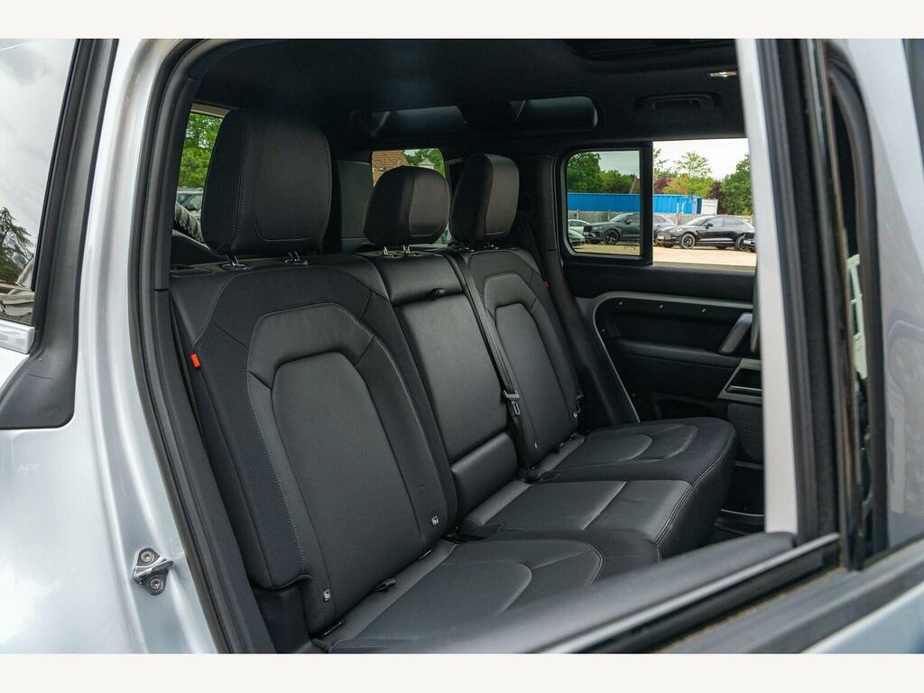 Land Rover Defender 110 3.0 D250 Hard Top Hse  #24