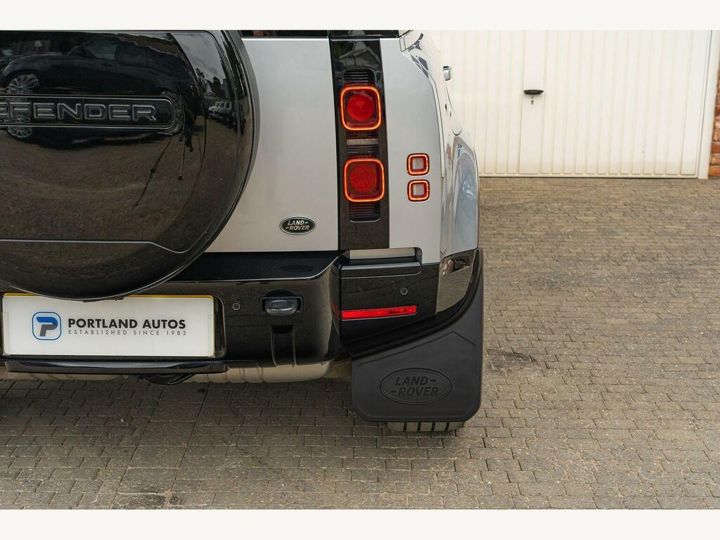 Land Rover Defender 110 3.0 D250 Hard Top Hse  #17