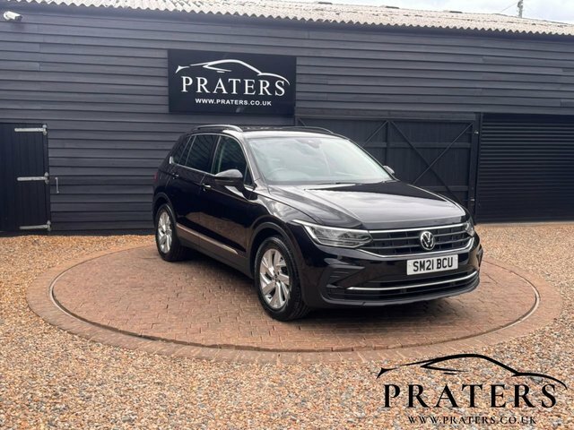 Volkswagen Tiguan Tsi Life Suv Black