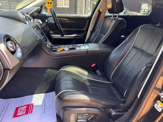 Jaguar XJ 5.0 V8 Portfolio Euro 5 Silver #12