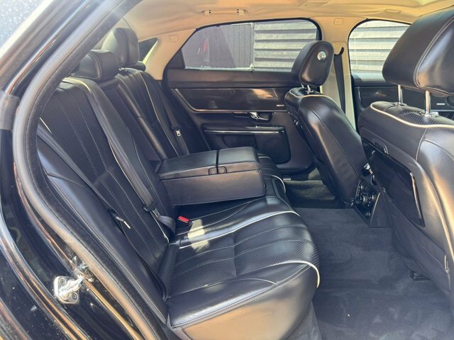 Jaguar XJ 5.0 V8 Portfolio Euro 5 Silver #17