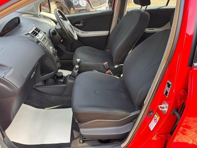 Toyota Yaris 1.33 Dual Red #6