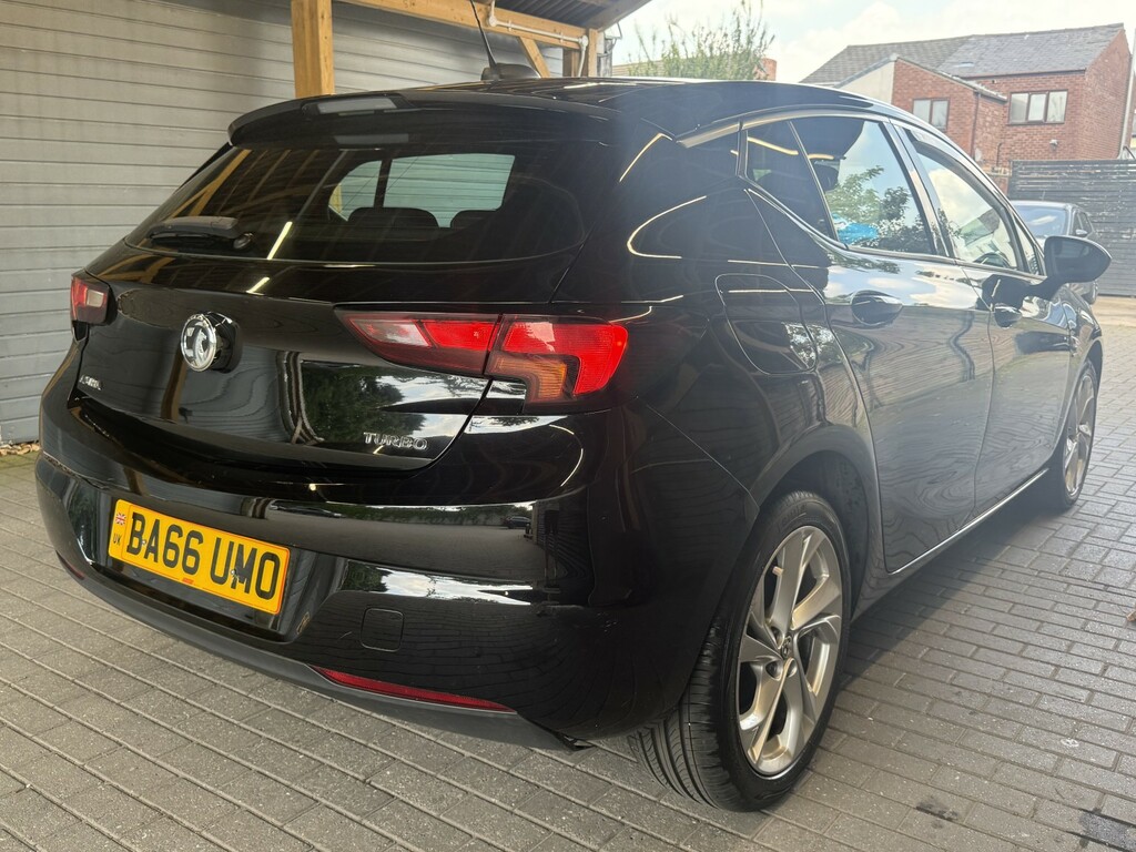 Vauxhall Astra Hatchback 1.4 I Turbo Sri 201766 BA66UMO Black #5