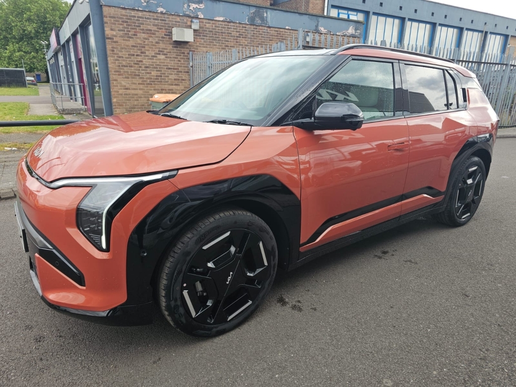 Kia EV3 Gt-line S Orange #6