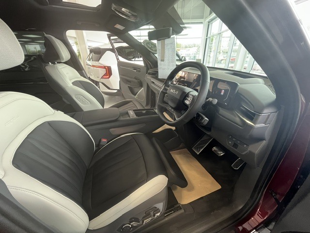 Kia EV9 Gt-line S Red #5